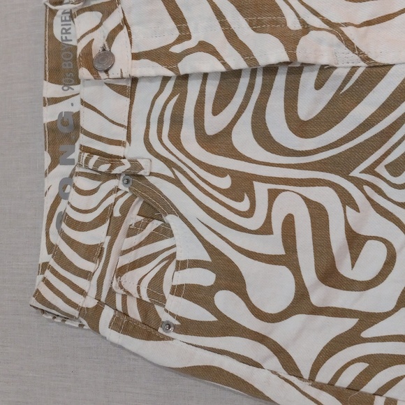 Women's Jeans - Picture 3 of 11